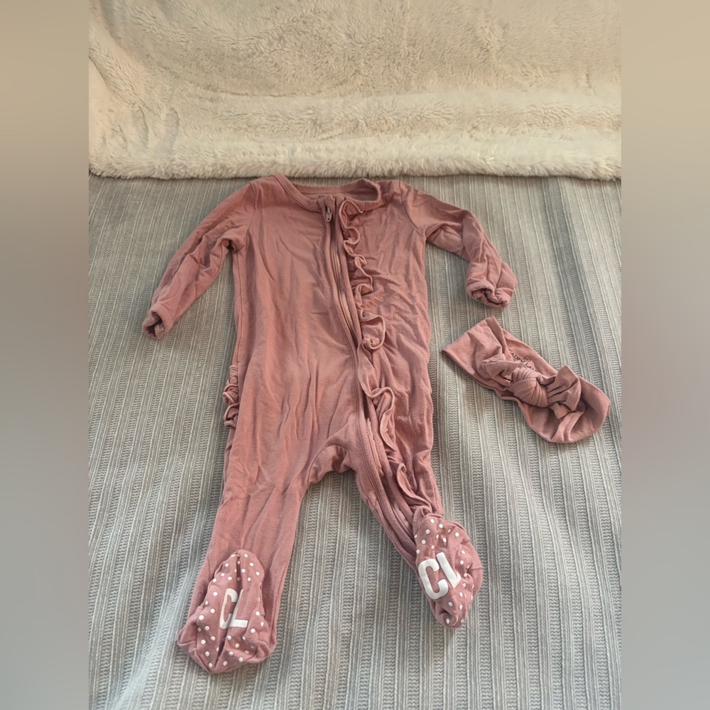 Caden Lane Mauve Ruffle Footie with matching Headband